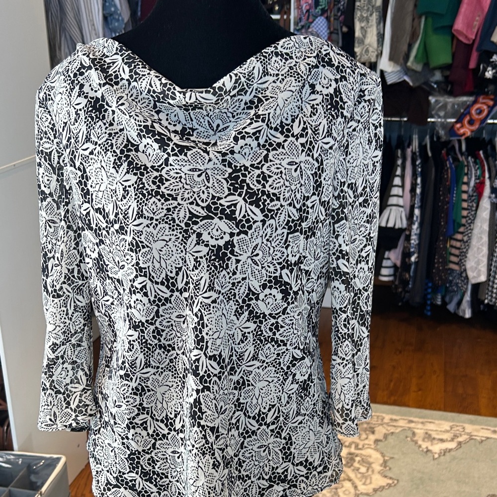 Donna Ricco Black and White Floral Lace-Print Cowl Neck Blouse